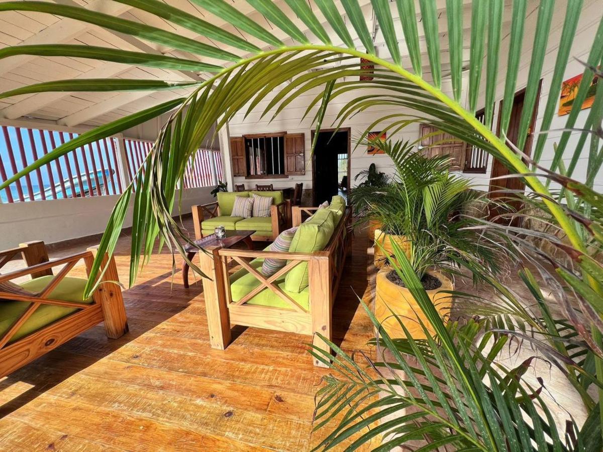 Sunset Bay B&B Brig Bay ภายนอก รูปภาพ