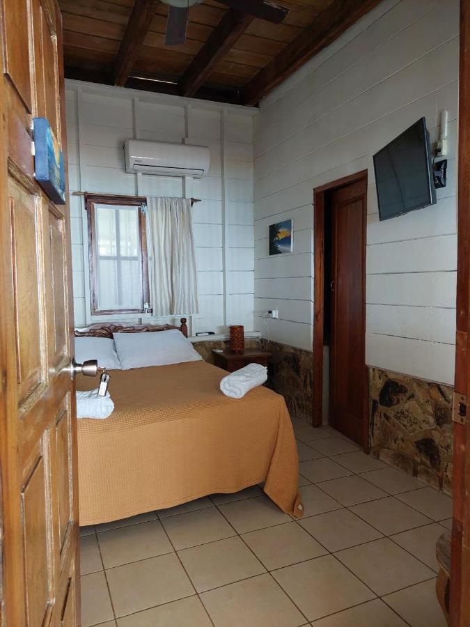 Sunset Bay B&B Brig Bay ภายนอก รูปภาพ